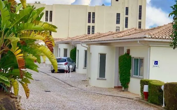 Marc & Cathy דירה *