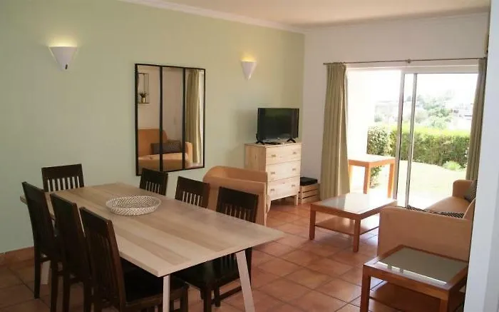 Marc & Cathy ラゴス